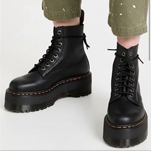 NEW Dr. Martens 1460 Pascal Max Black Leather Platform Boots